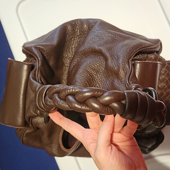 Authentic Bottega Veneta dark chocolate Intrecciato Cervo Cocker Satchel Hobo - Picture 6 of 13